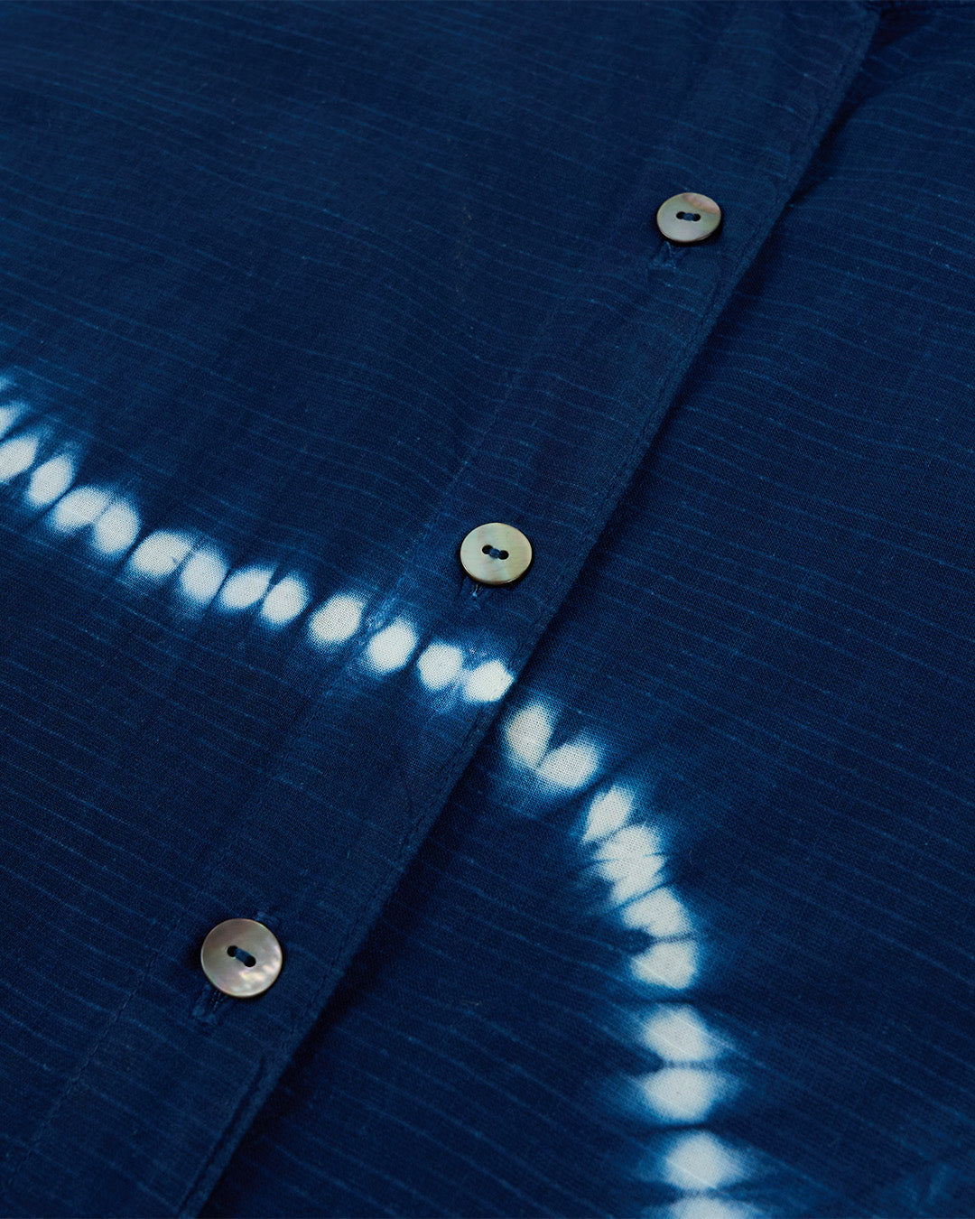 Skjorta med mandarinkrage