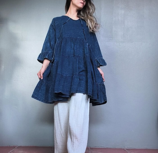 Dress med lätt volanger- Angie