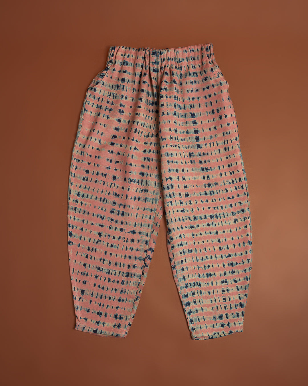 Linnebyxor- Shiborifärgade