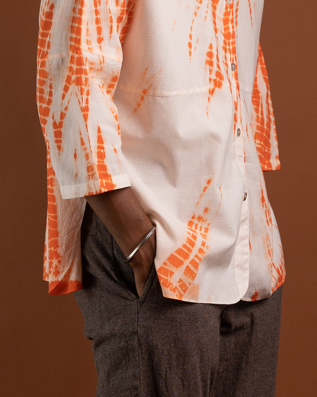 Skjorta med mandarinkrage